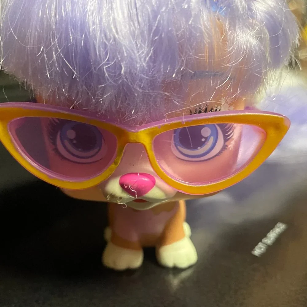 VIP Pets Surprise Hair Reveal Doll